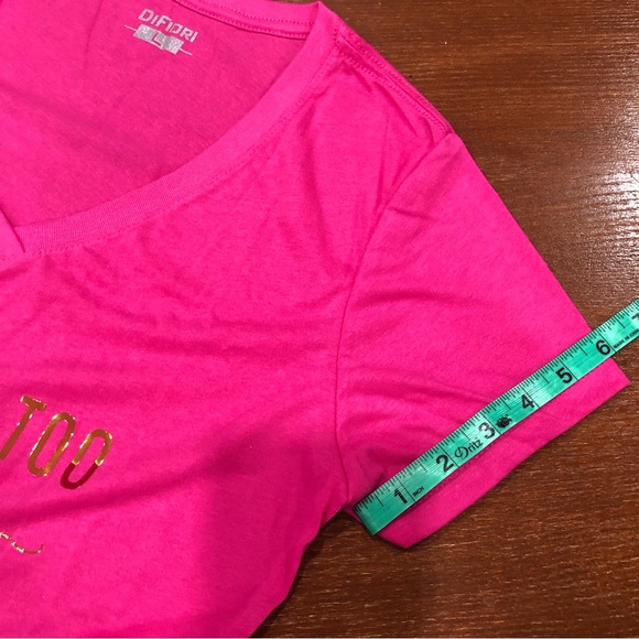 Women V neck Tee, NEW - Picture 7 of 8